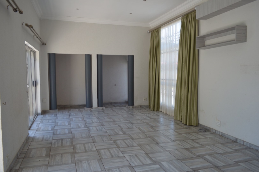 3 Bedroom Property for Sale in Wilkoppies North West